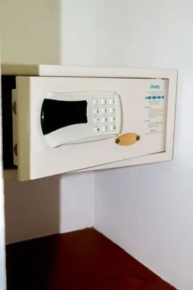 Süit, 2 Çift Kişilik Yatak, Sigara İçilmez