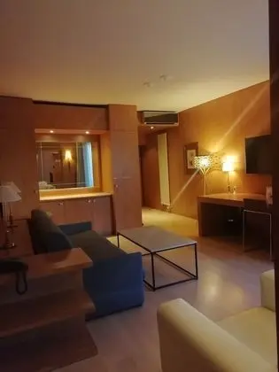 Süit, 1 Büyük (Queen) Boy Yatak, Sigara İçilmez