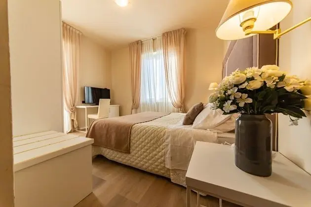 Comfort Tek Büyük veya İki Ayrı Yataklı Oda, Deniz Manzaralı