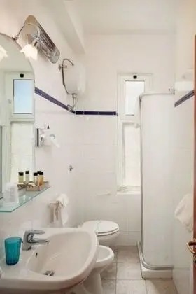 Comfort Tek Büyük veya İki Ayrı Yataklı Oda, Deniz Manzaralı