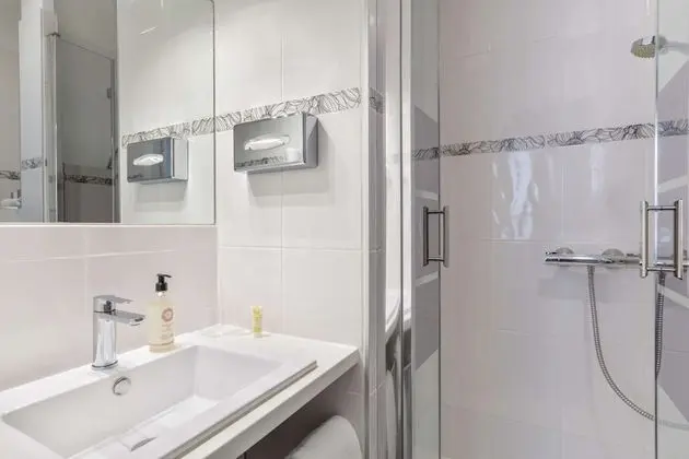Comfort Oda, 1 Büyük (Queen) Boy Yatak, Sigara İçilmez, Deniz Manzaralı