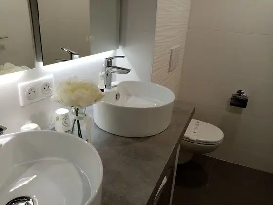 Comfort Oda, 1 Büyük (Queen) Boy Yatak, Sigara İçilmez, Deniz Manzaralı