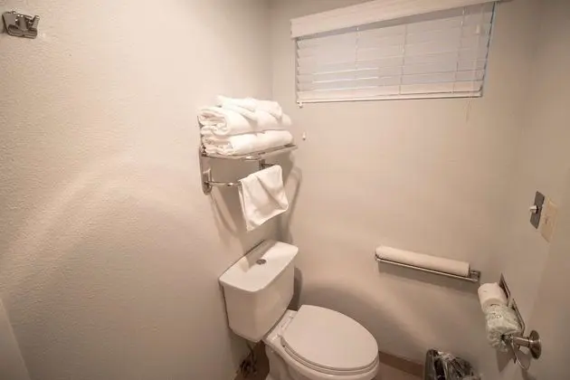 Standard Oda, 1 En Büyük (King) Boy Yatak, Sigara İçilmez, Balkon