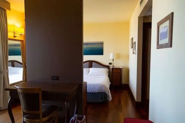 Junior Süit, Birden Çok Yatak, Sıcak Su Küveti