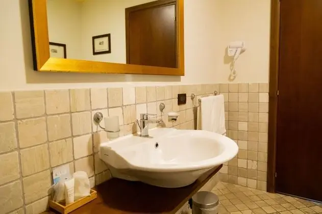 Junior Süit, Birden Çok Yatak, Sıcak Su Küveti