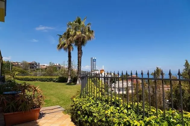 Standard Oda, 1 Büyük (Queen) Boy Yatak (Twin bed on request)