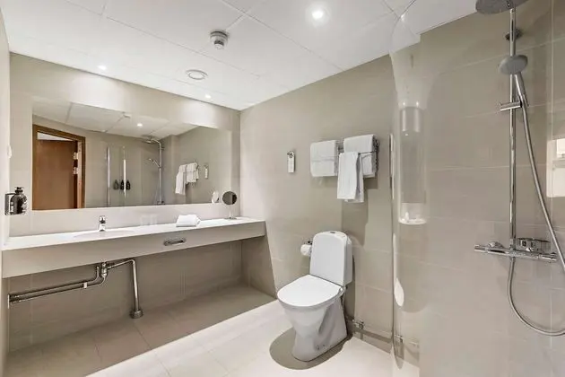 Junior Süit, 1 En Büyük (King) Boy Yatak, Sigara İçilmez