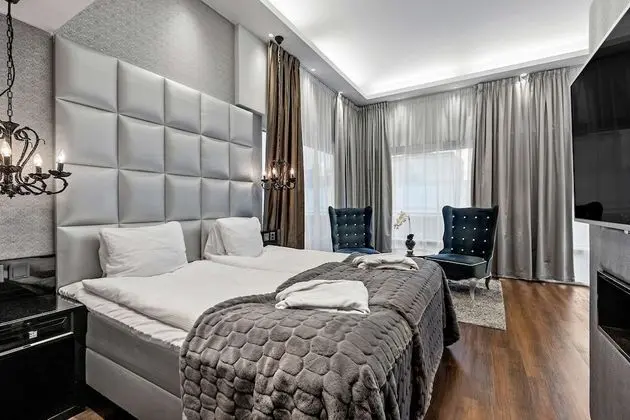 Süit, 1 En Büyük (King) Boy Yatak, Sigara İçilmez