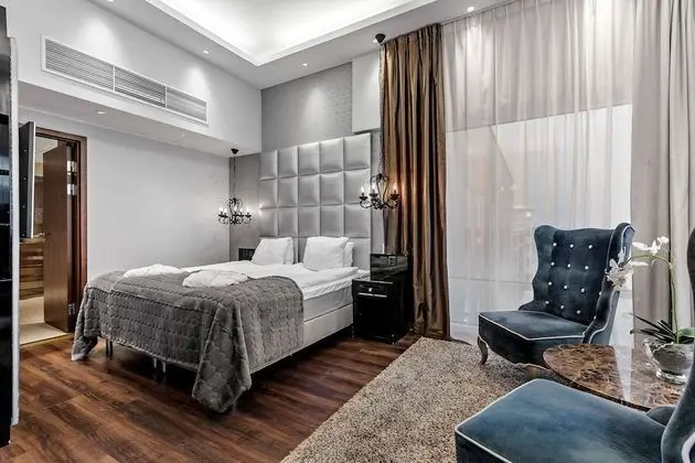 Süit, 1 En Büyük (King) Boy Yatak, Sigara İçilmez