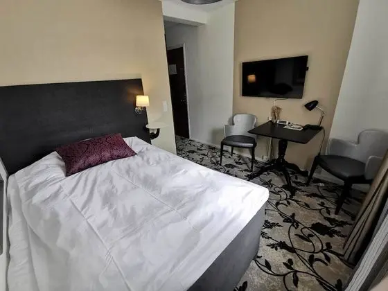 Junior Tek Büyük Yataklı Oda (Bed 140cm wide)
