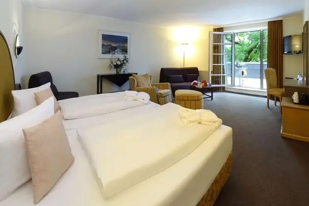 Family Oda, 1 En Büyük (King) Boy Yatak (Cozy Sitting Corner)