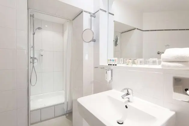 Standard Oda, 1 Çift Kişilik Yatak