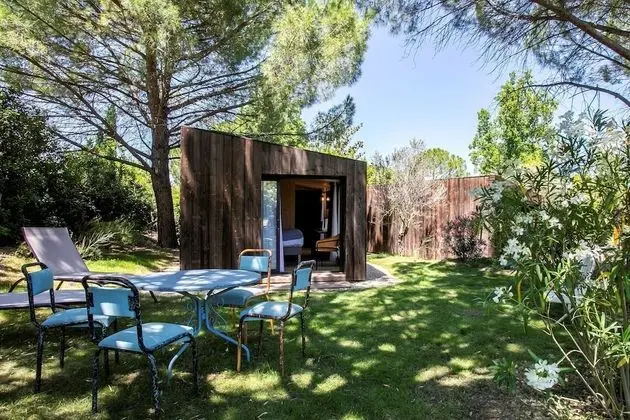 Standard Kır Evi, 1 Büyük (Queen) Boy Yatak, Sigara İçilmez