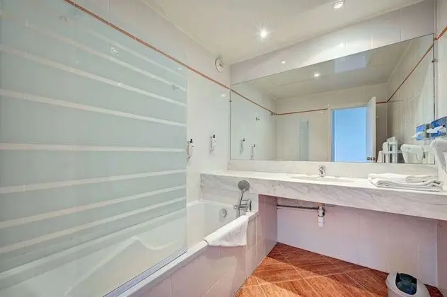 Standard Oda, 2 Tek Kişilik Yatak, Sigara İçilmez, Dağ Manzaralı