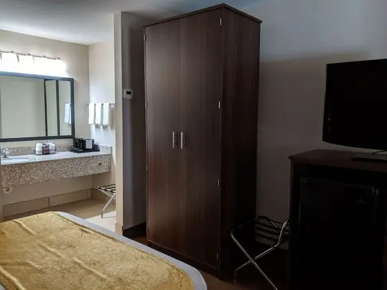 Standard Oda, 2 Büyük (Queen) Boy Yatak, Sigara İçilmez, Buzdolabı ve Mikrodalga