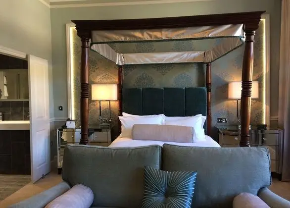 Deluxe Oda, 1 Büyük (Queen) Boy Yatak, Sigara İçilmez (Four Poster Bed)