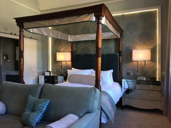 Deluxe Oda, 1 Büyük (Queen) Boy Yatak, Sigara İçilmez (Four Poster Bed)