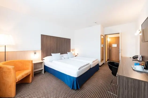 Standard Oda, 1 Çift Kişilik Yatak