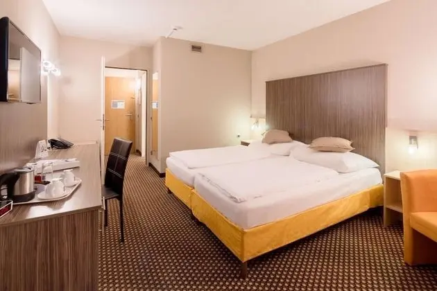 Standard Oda, 1 Çift Kişilik Yatak