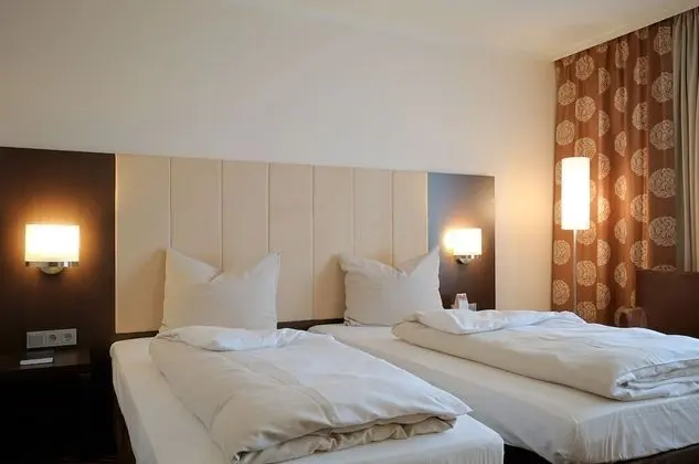 Standard Oda, 1 Çift Kişilik Yatak (Converts to 2 Twin Beds)