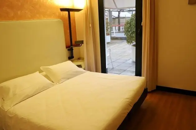 Standard Oda, 1 En Büyük (King) Boy Yatak