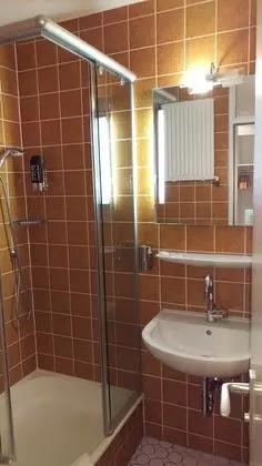 Standard Oda, 1 Tek Kişilik Yatak