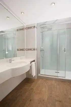 Süit, 1 En Büyük (King) Boy Yatak, Sigara İçilmez, Balkon