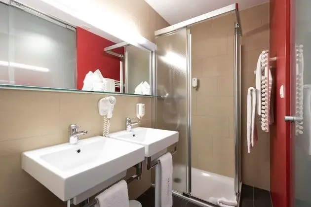 Comfort Oda, 2 Tek Kişilik Yatak (with Sofabed)