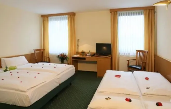 Family Oda, Birden Çok Yatak (with Sofabed)