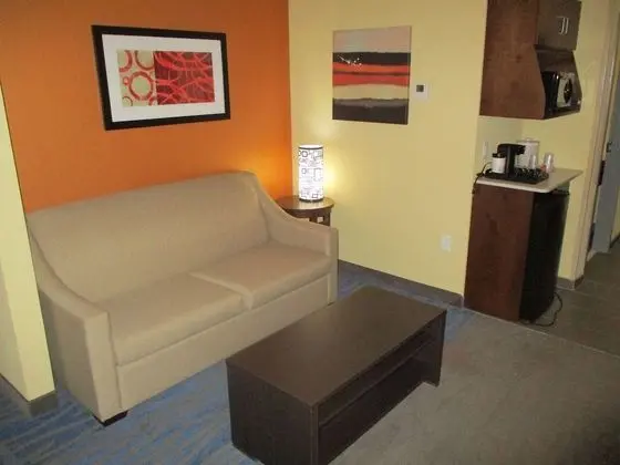 Family Süit, Birden Çok Yatak, Sigara İçilmez, Buzdolabı ve Mikrodalga (Pet Friendly)