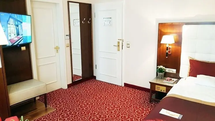 Deluxe Oda, 1 Çift Kişilik Yatak (Larger Room)