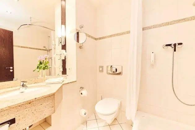 Executive Oda, 1 En Büyük (King) Boy Yatak, Balkon (Quiet Location)