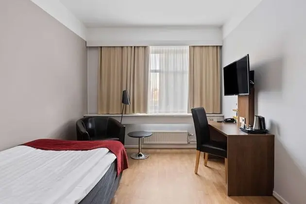 Standard Oda, 1 Tek Kişilik Yatak, Sigara İçilmez