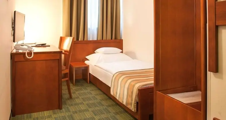 Superior Oda, 1 Tek Kişilik Yatak