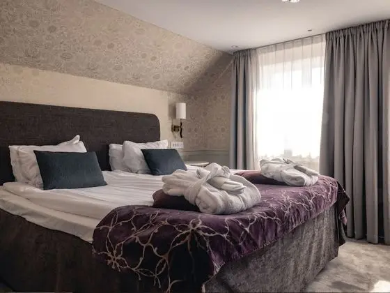 Süit, 1 En Büyük (King) Boy Yatak, Sigara İçilmez