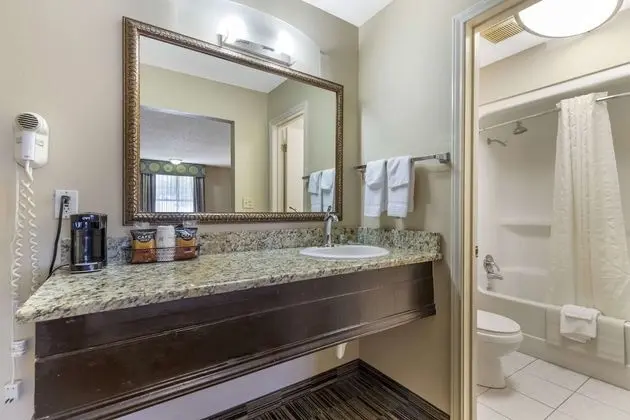 Standard Oda, 1 En Büyük (King) Boy Yatak ve Çekyat, Sigara İçilmez (with Sofabed)