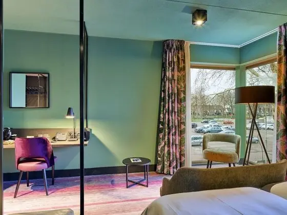 Superior Tek Büyük veya İki Ayrı Yataklı Oda