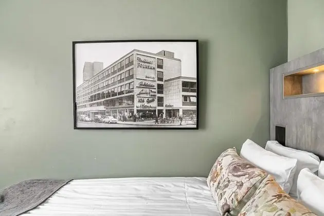 Standard Oda, 1 Büyük (Queen) Boy Yatak, Sigara İçilmez (Small double room)