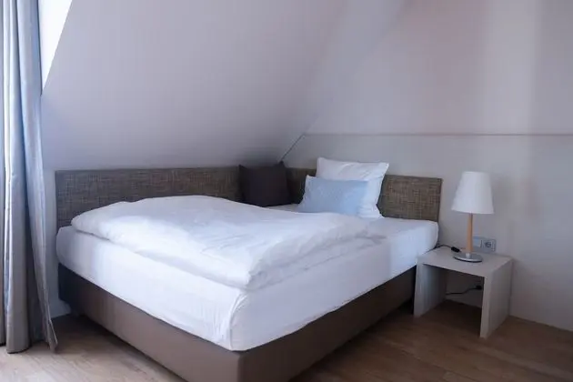 Comfort Oda, 1 Büyük (Queen) Boy Yatak (Comfort Plus)