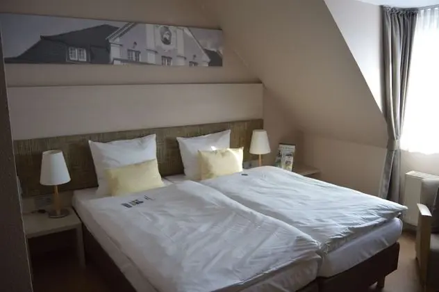 Standard Oda, 1 En Büyük (King) Boy Yatak