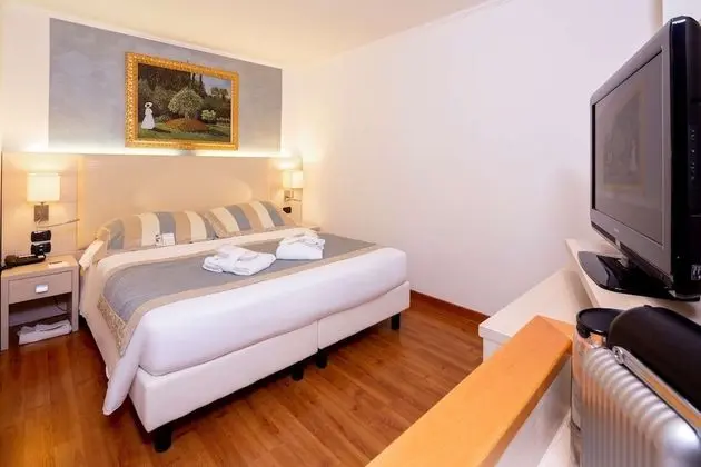 Junior Süit, 1 Büyük (Queen) Boy Yatak, Balkon, Deniz Manzaralı (with Two Single SofaBeds)