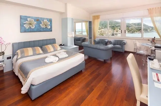 Süit, Birden Çok Yatak, Teras, Deniz Manzaralı (with 1 Sofabed)