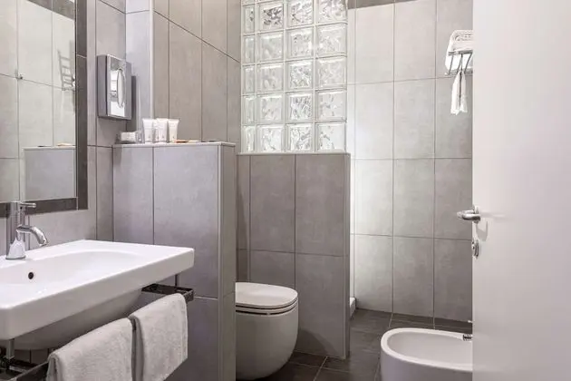 Comfort Oda, Birden Çok Yatak, Sigara İçilmez, Bağlantılı Odalar