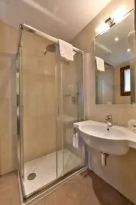 Business Oda, 1 Tek Kişilik Yatak, Sigara İçilmez (Bed is French Bed)