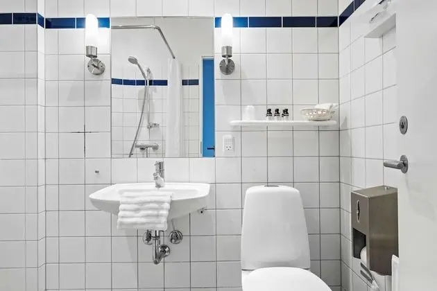 Standard Oda, 1 Büyük (Queen) Boy Yatak, Sigara İçilmez