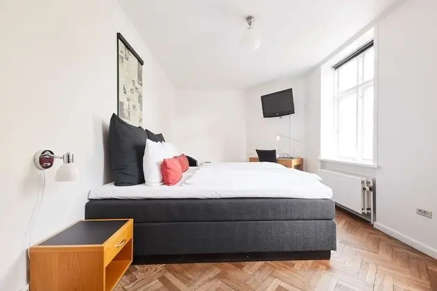 Standard Oda, 1 En Büyük (King) Boy Yatak, Sigara İçilmez