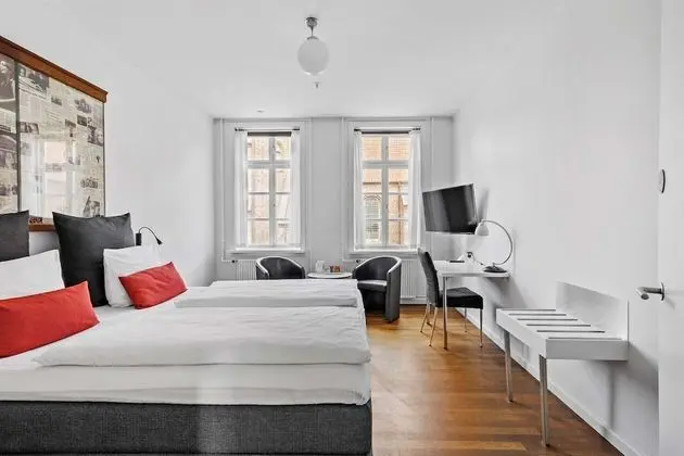 Standard Oda, 1 En Büyük (King) Boy Yatak, Sigara İçilmez