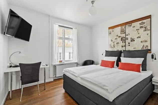 Standard Oda, 1 En Büyük (King) Boy Yatak, Sigara İçilmez