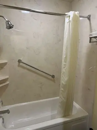 Deluxe Oda, 2 Büyük (Queen) Boy Yatak, Sigara İçilmez