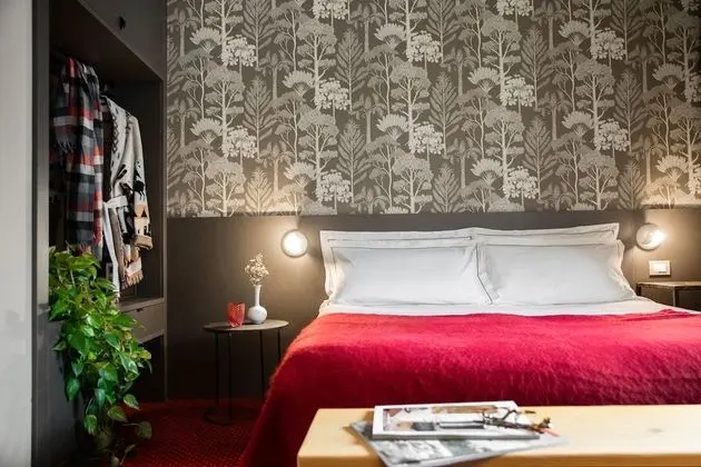 Tek Büyük veya İki Ayrı Yataklı Oda, Dağ Manzaralı